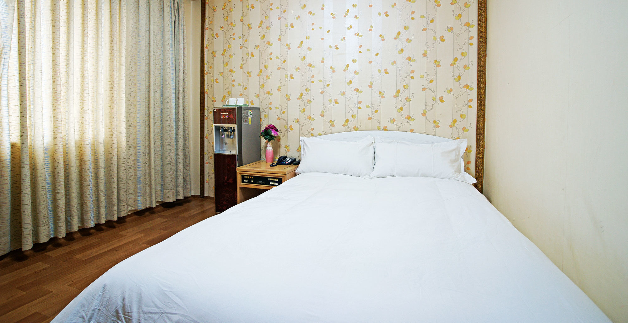 Emerald Hotel Jeju Exterior photo