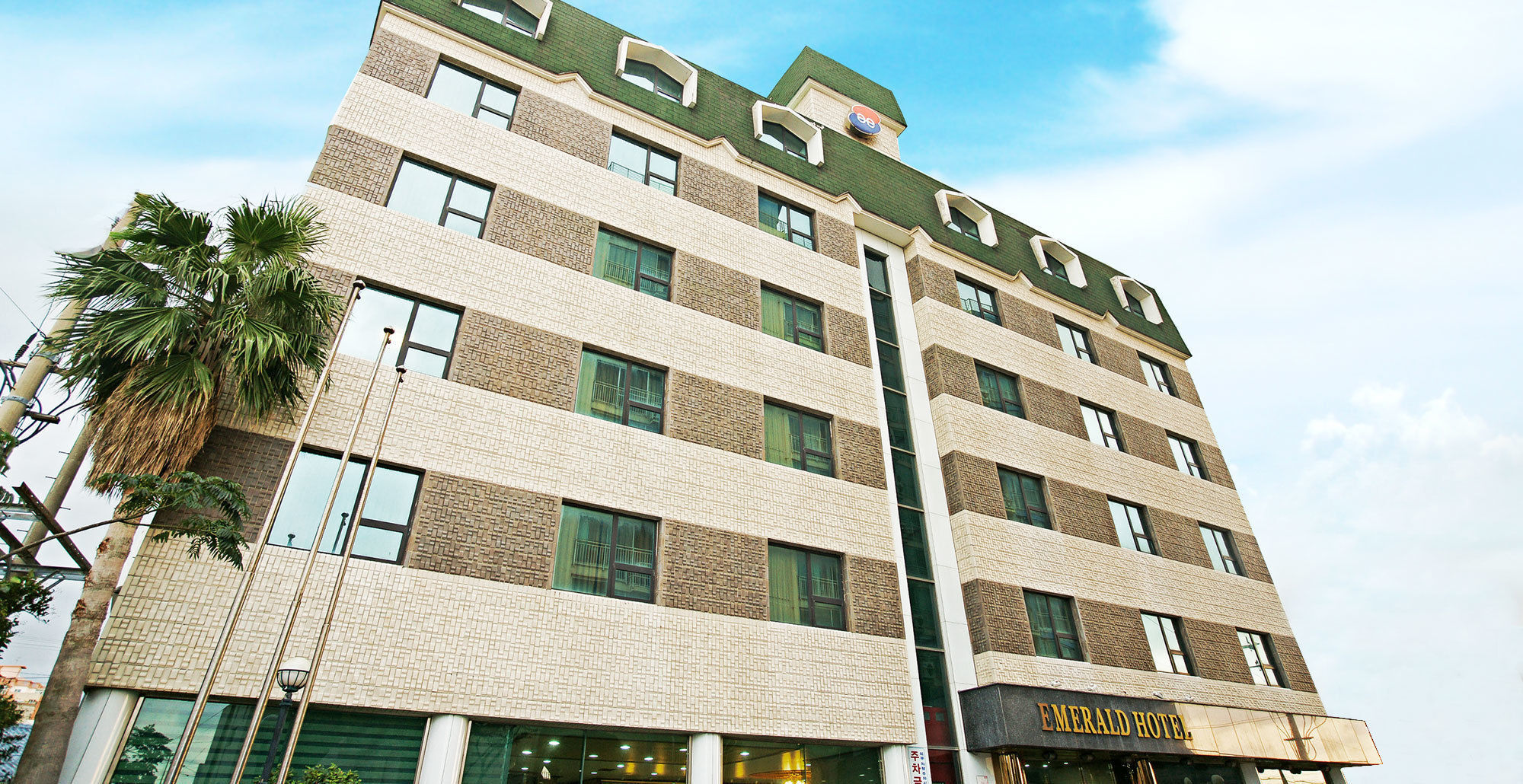 Emerald Hotel Jeju Exterior photo
